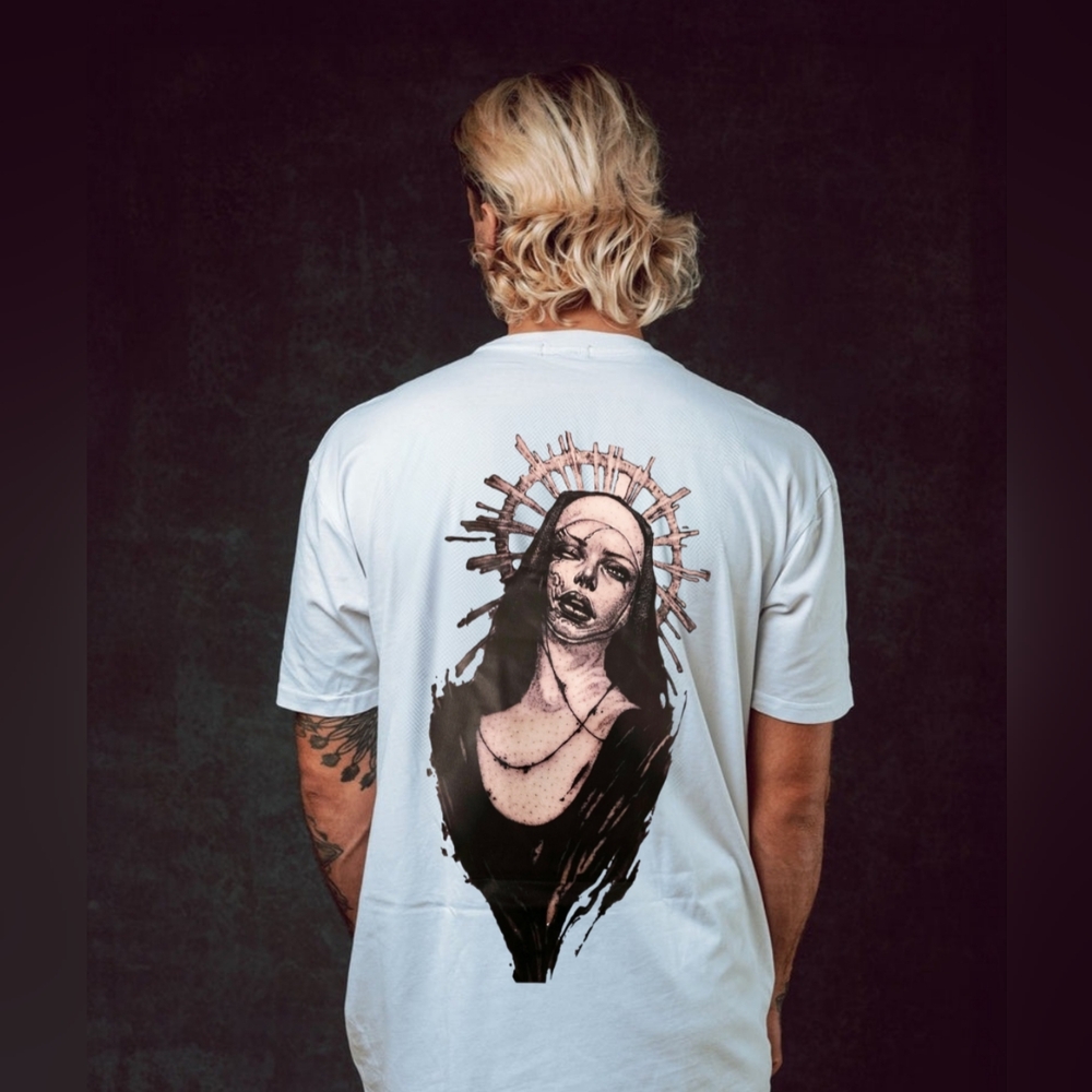 New Men's size large graphic t-shirt